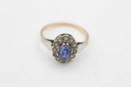 9ct gold sapphire & clear gemstone dress ring (2.5g)