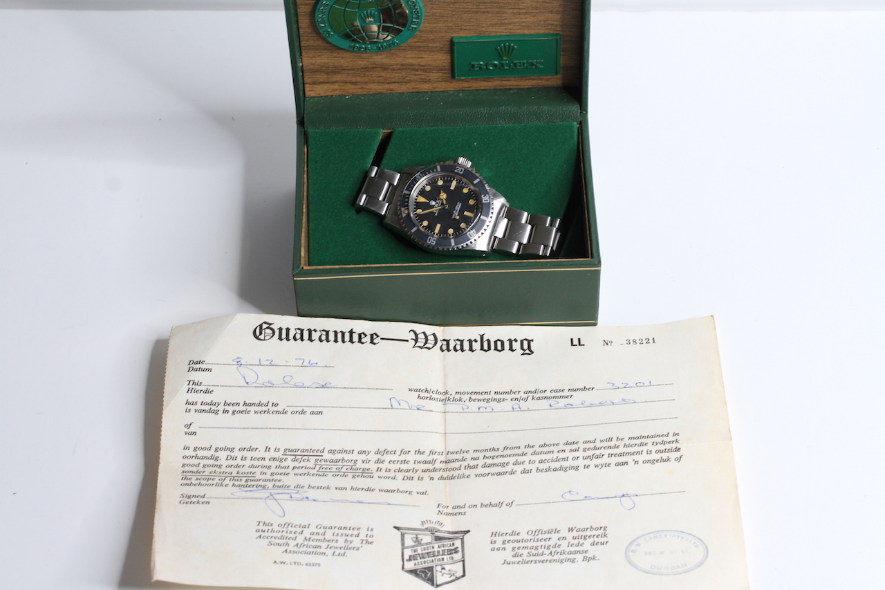 VINTAGE ROLEX SUBMARINER 5513 'PRE COMEX' WITH BOX AND JEWELLERS PAPERS 1976, circular matte feet - Image 2 of 4