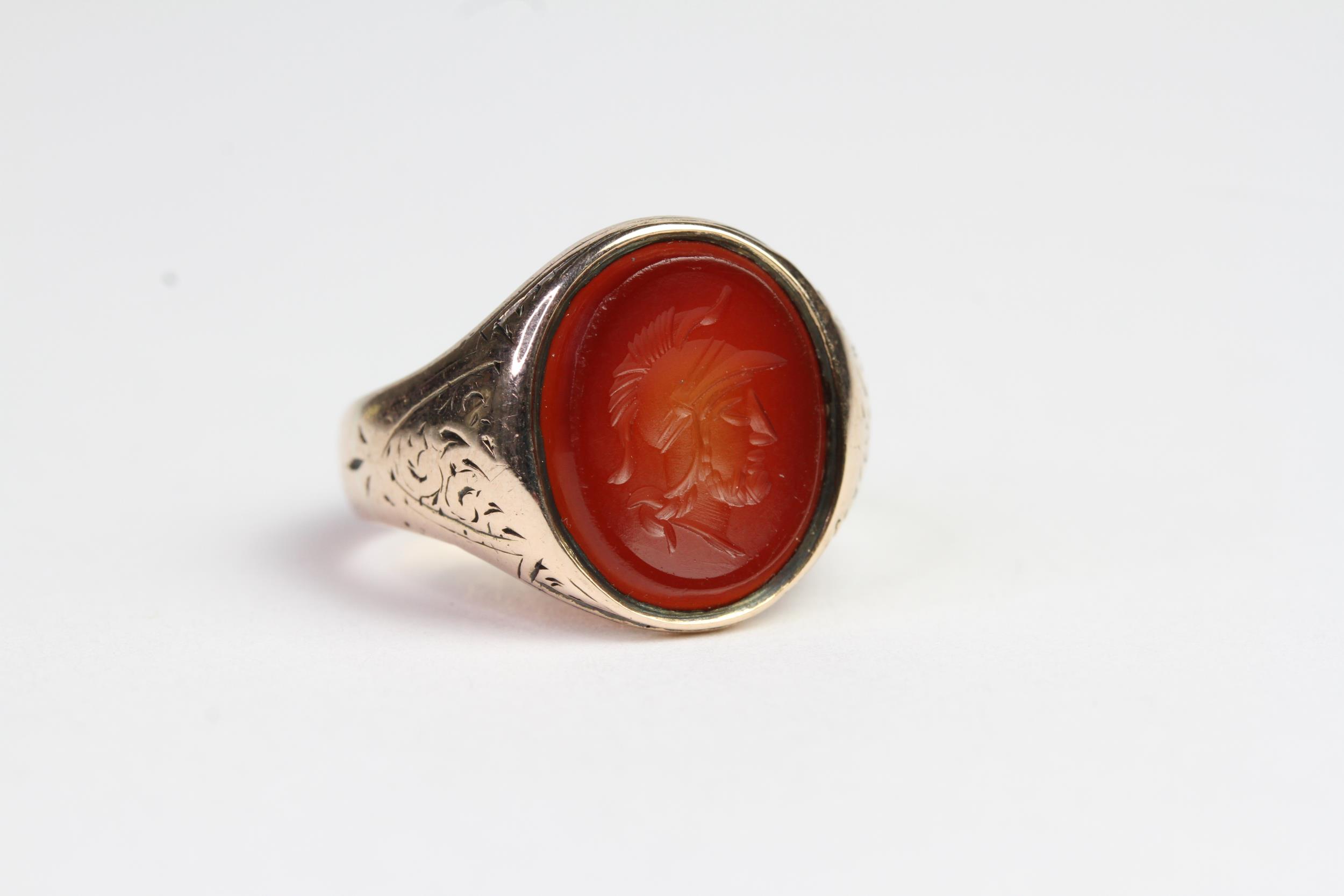 9ct gold cameo signet ring