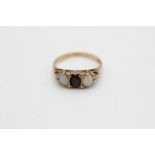 9ct gold sapphire & opal gypsy ring (2.6g)