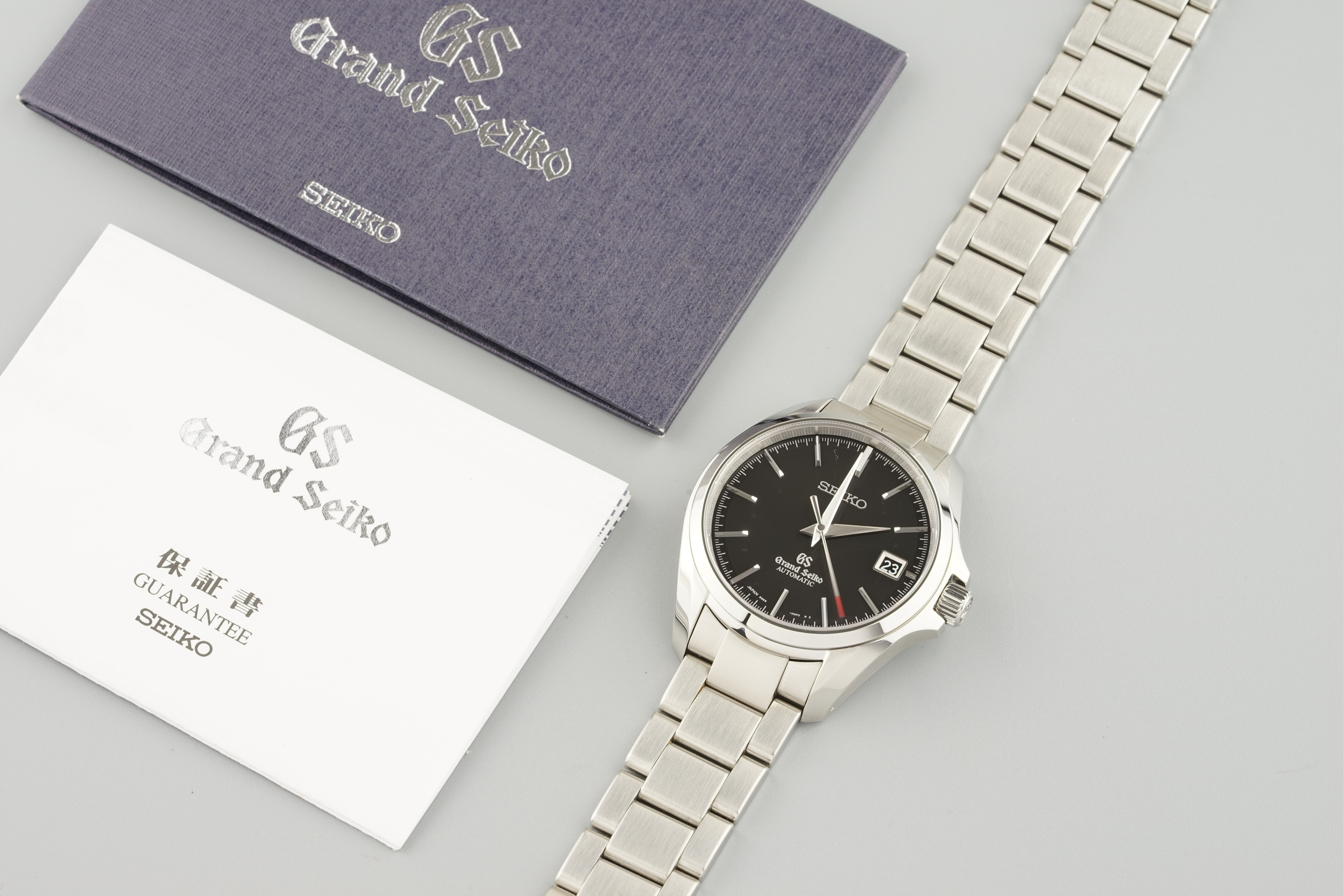 GRAND SEIKO LIMITED EDITION AUTOMATIC WRISTWATCH W/ GUARANTEE PAPERS REF. SBGR067, circular black