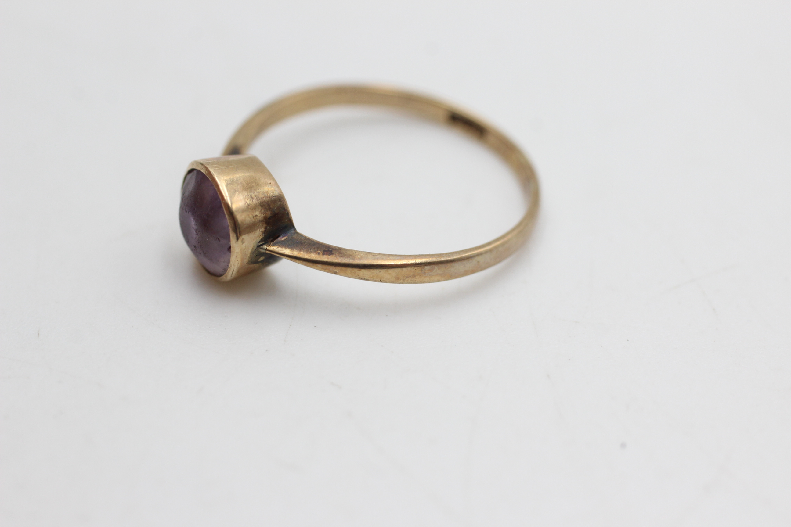 9ct gold antique amethyst ring (1.8g) - Image 3 of 4