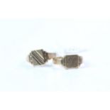 2x VINTAGE 9CT SIGNET RINGS INCLUDING; 9ct Signet Ring hallmarked 1946, stepped signet ring, 4.1g,