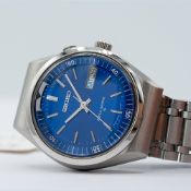 GENTLEMAN'S SEIKO BELL-MATIC AUTOMATIC ELECTRIC BLUE ON BRACELET, 4006-6070, CIRCA. 1975, 37MM CASE,