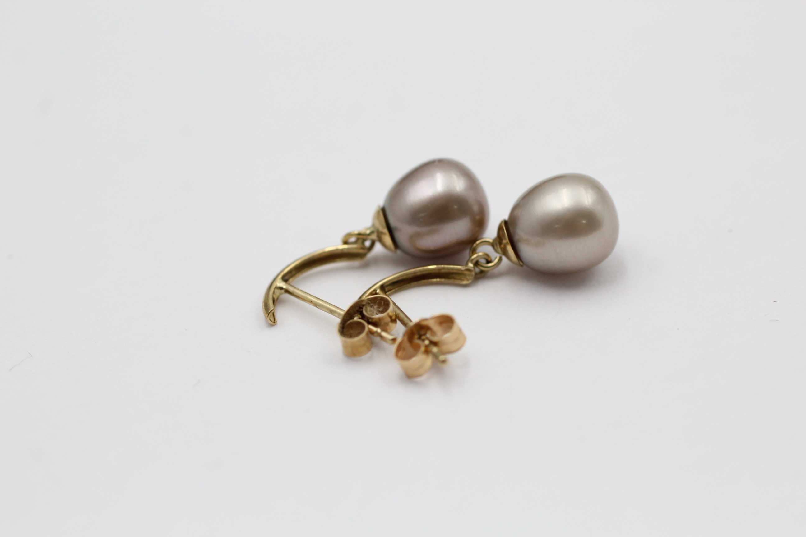 9ct gold pearl drop earrings (1.6g) - Image 2 of 4