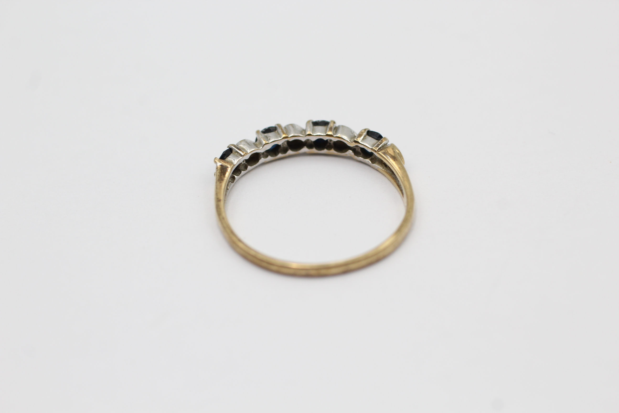 9ct gold vintage sapphire & diamond half-eternity ring (1.1g) - Image 4 of 4