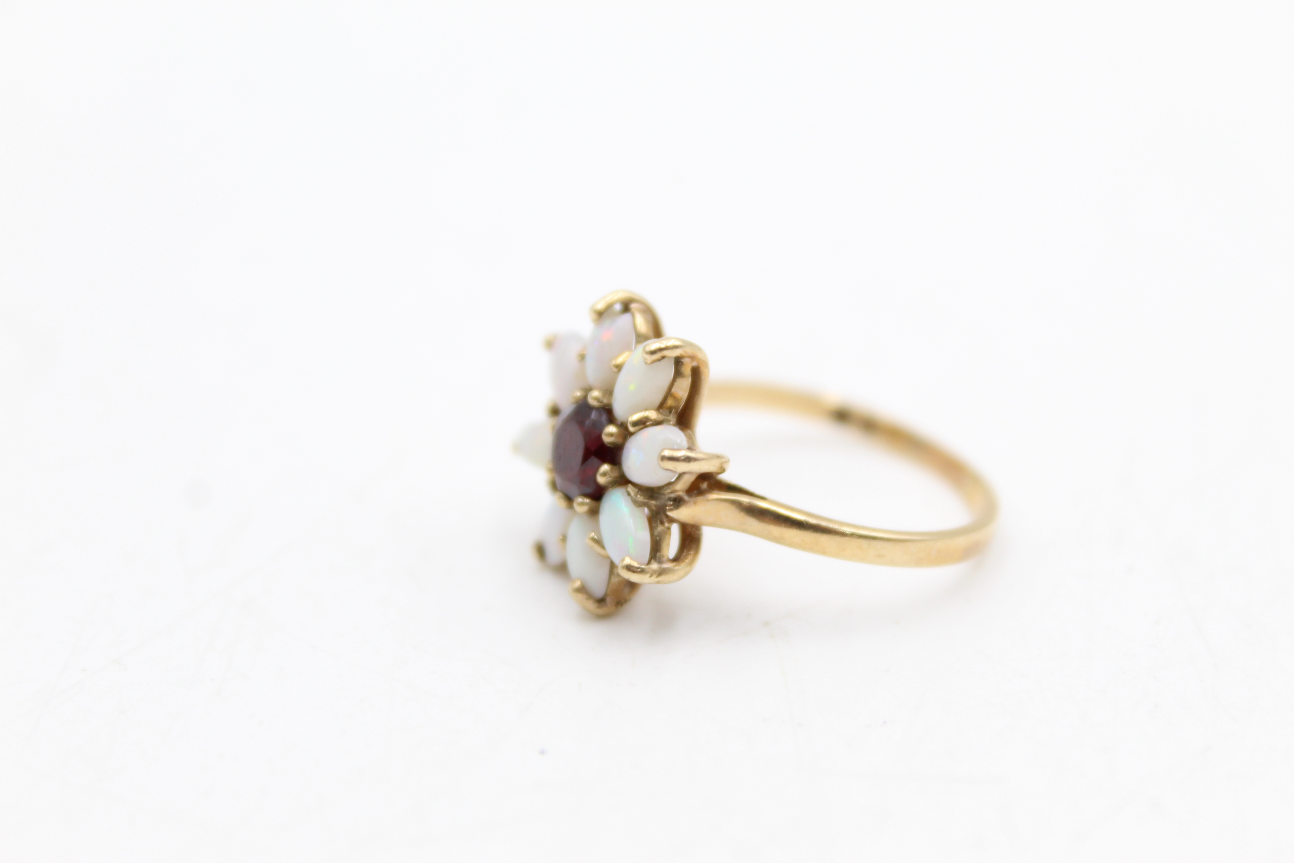 9ct gold opal & garnet floral dress ring (3.1g) - Image 8 of 8