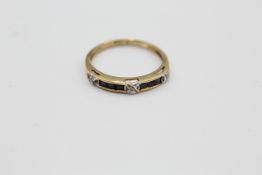 9ct gold sapphire & diamond band ring (1.1g)
