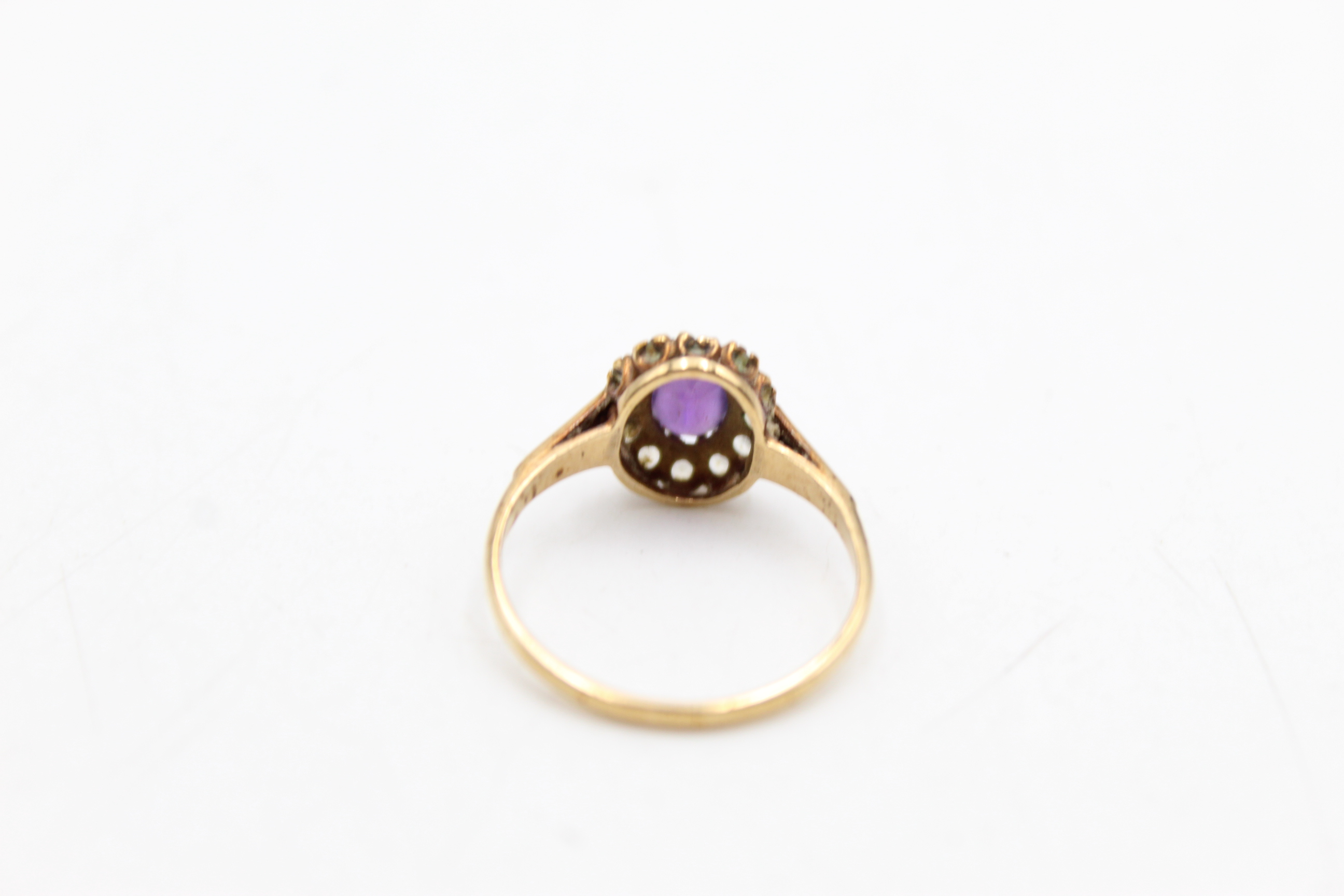 9ct gold amethyst & clear gemstone halo dress ring (2.1g) - Image 6 of 7
