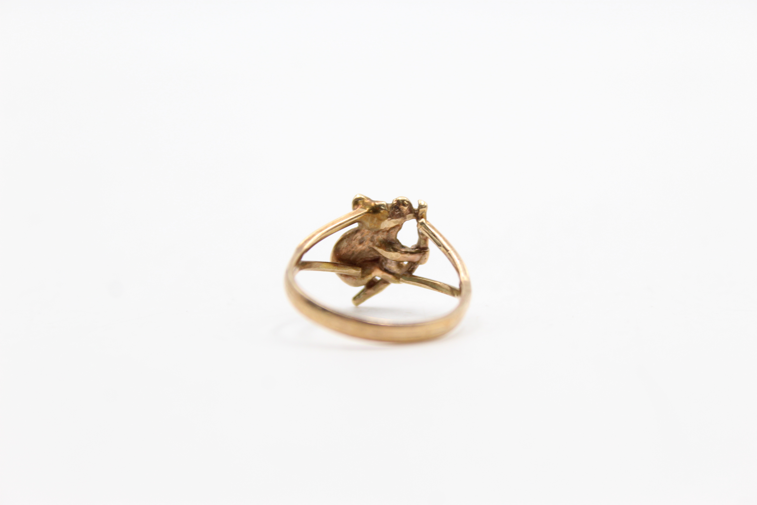 9ct gold koala bear ring (2.2g) - Image 6 of 7