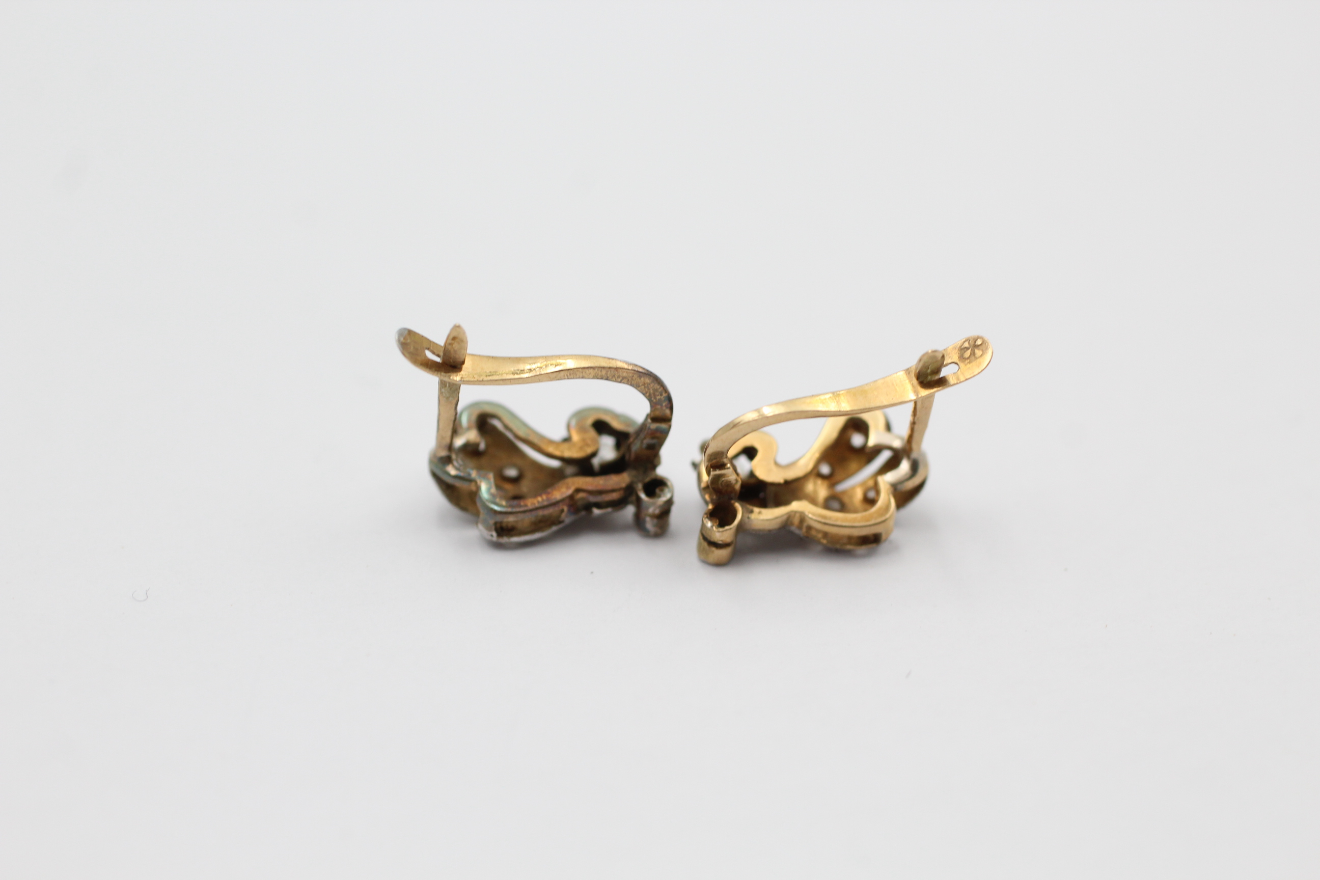 15ct gold synthetic spinel earrings (2.6g) - Image 2 of 4