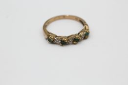 9ct gold emerald & diamond twist half eternity ring (2.1g)