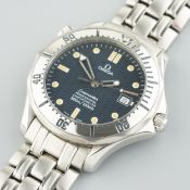 OMEGA SEAMASTER 300 AUTOMATIC WRISTWATCH REF. 2532.80.00, circular wave dial with hour markers and
