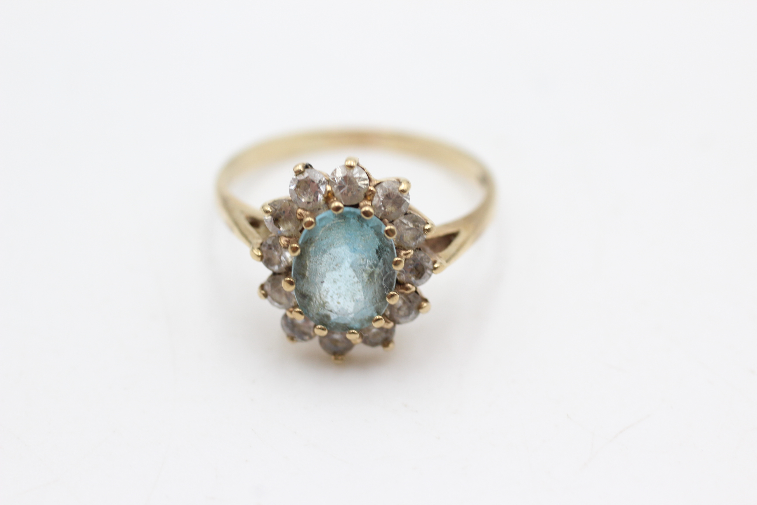 9ct gold blue topaz & clear gemstone halo dress ring (3.4g)