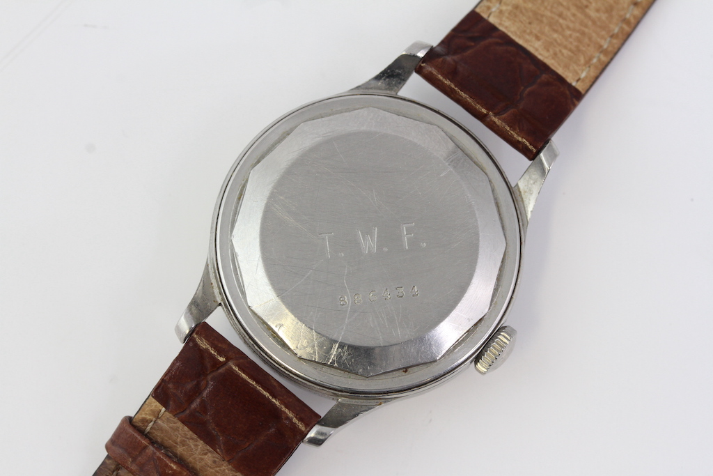 *TO BE SOLD WITHOUT RESERVE* VINTAGE JAEGER LE COULTRE MANUAL WIND - Image 2 of 5