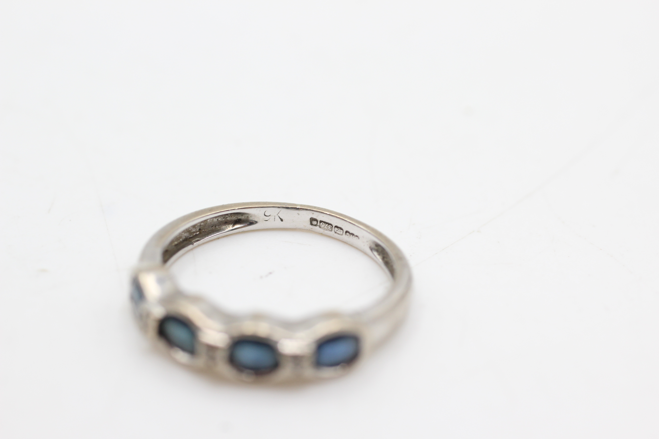 9ct white gold sapphire & diamond dress ring (2g) - Image 4 of 4