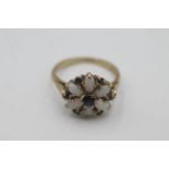 9ct gold sapphire & opal floral cluster dress ring (3.2g)
