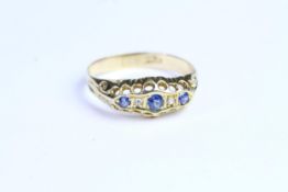 Antique 18 CT gold sapphire and rose cut diamond ring set with alternating natural sapphires and