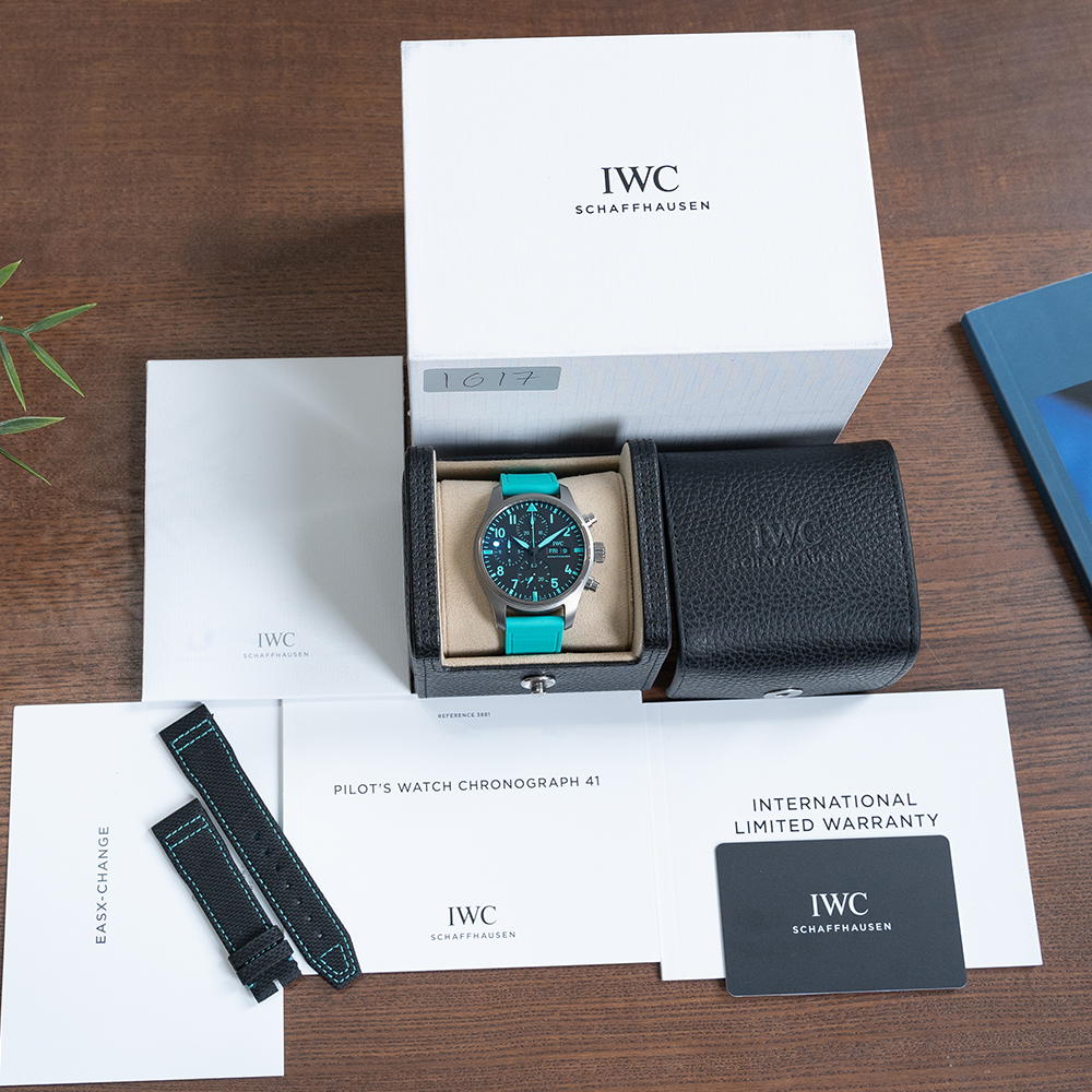 GENTLEMAN'S IWC PILOTS MERCEDES AMG PETRONAS F1, IW388108, AUGUST 2022 BOX & PAPERS - Image 3 of 8