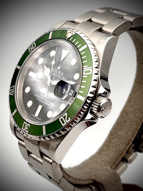 ROLEX SUBMARINER 'KERMIT' BOX AND PAPERS 2010 REFERENCE 16610LV - Image 4 of 10