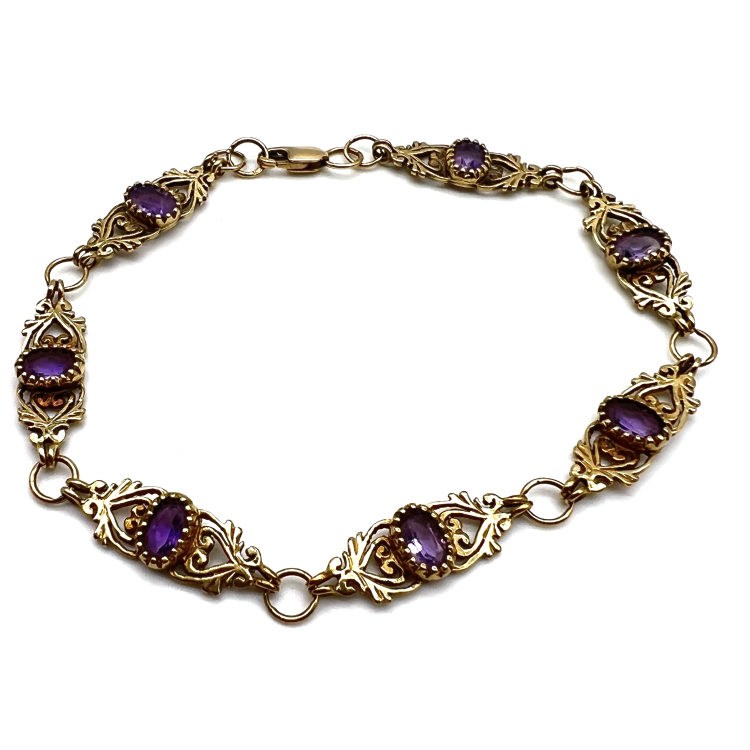 Fine 9ct gold and amethyst bracelet. Marked for 9ct gold and set with amethyst stones. Measures 19. - Image 2 of 5