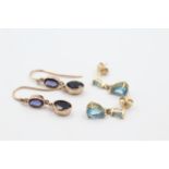 2 x 9ct gold iolite? & topaz earrings - weighs 3.5 grams. The iolite earrings measure 2.7cm in