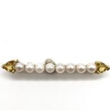 Fine 18 carat gold citrine and cultured pearl bar brooch. Marked 750. Set with cultured pearls and