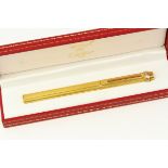*TO BE SOLD WITHOUT RESERVE* MUST DE CARTIER PEN WITH BOX, gilt case, sprung clip, tri colour bands,