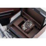 TUDOR BLACK BAY 41 WRISTWATCH W/ BOX & ACCESSORIES, circular black dial with hour markers and hands,