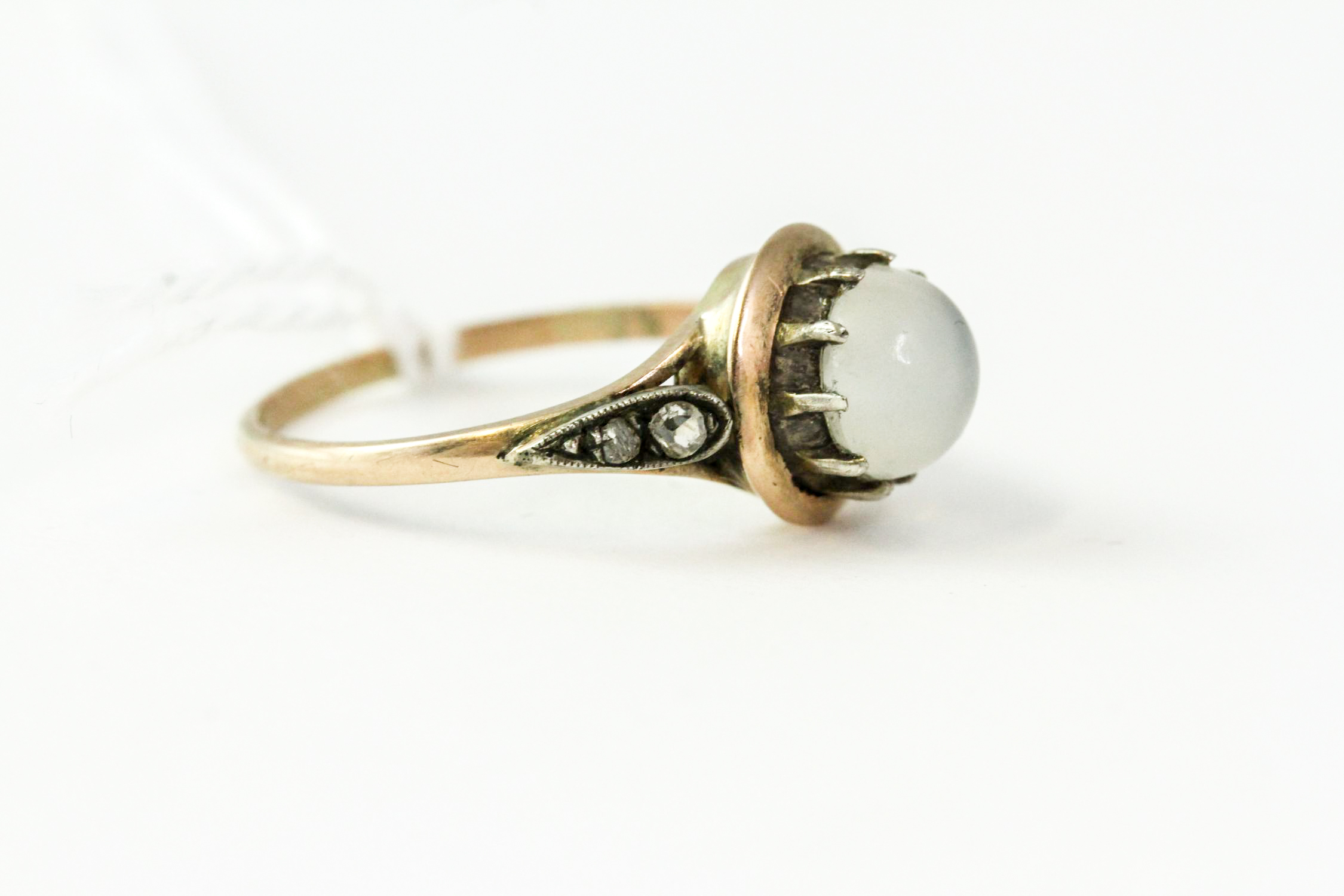 Antique gold and rose diamond moonstone ring. Measures uk size p 1/2 , set with rose diamonds and - Image 2 of 3