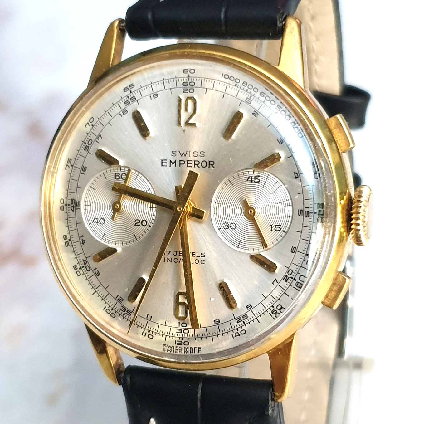 SWISS EMPEROR LARGE CHRONOGRAPH WITH ORIGINAL DIAL IN GOLD PLATED CASE VALJOUX CAL 7733 CIRCA 1960S. - Image 2 of 11