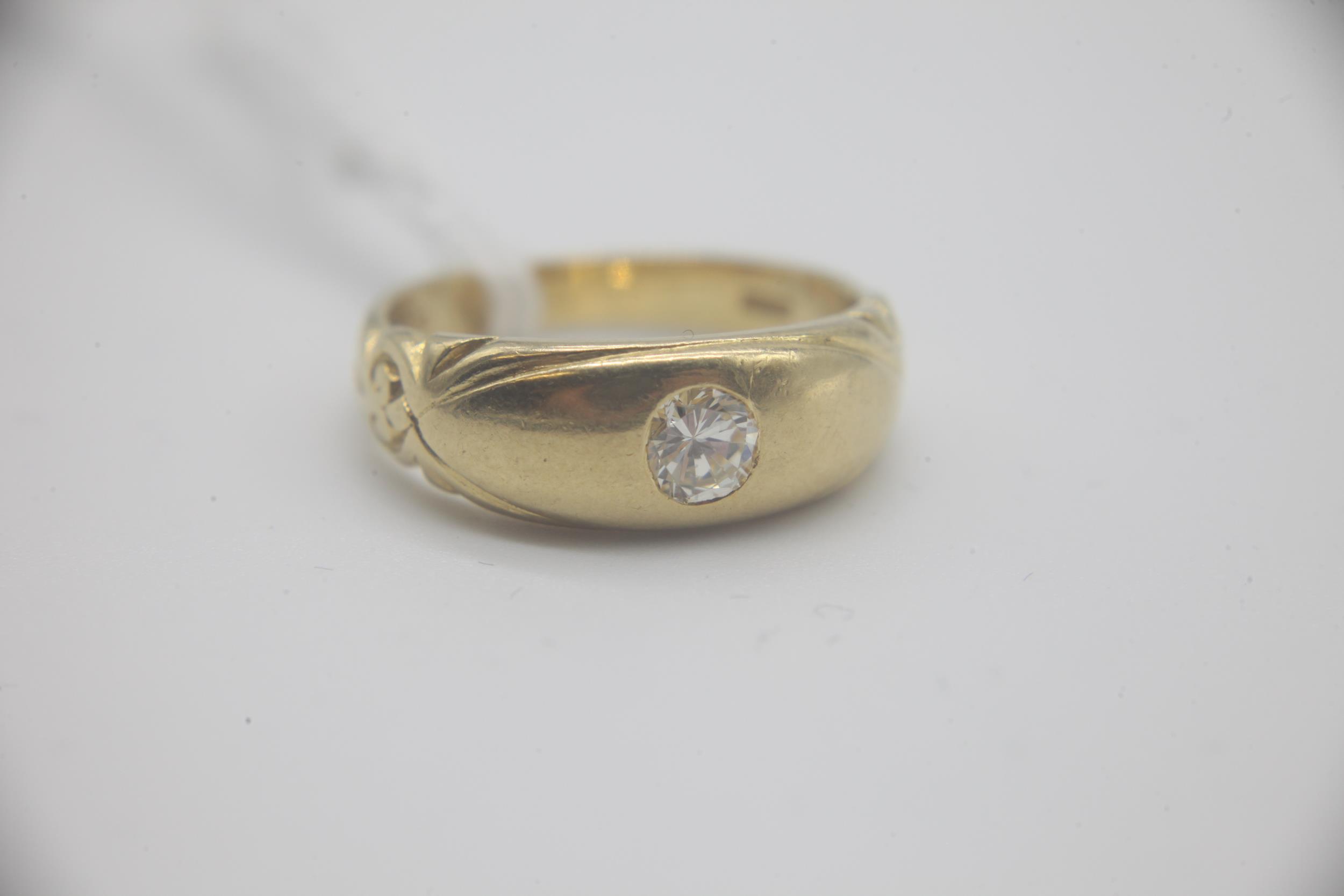 18ct Gold and Diamond Gypsy Band Ring Fully hallmarked for 18ct Gold with a London Assay Office mark