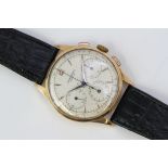 18CT VINTAGE UNIVERSAL GENEVE COMPAX CHRONOGRAPH WITH BOX, circular silver patina dial with baton