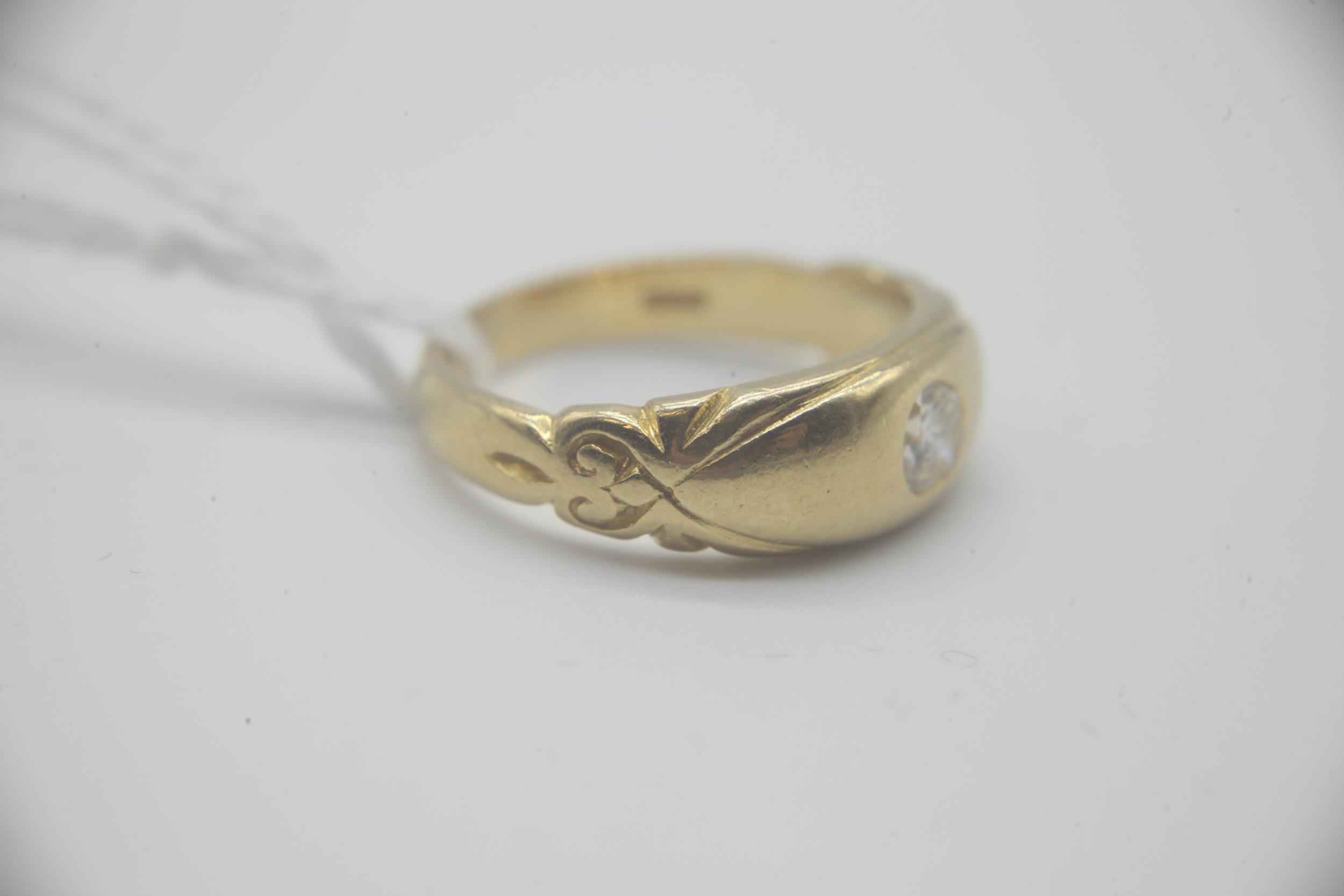 18ct Gold and Diamond Gypsy Band Ring Fully hallmarked for 18ct Gold with a London Assay Office mark - Image 2 of 4