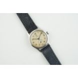 TUDOR OYSTER WRISTWATCH REF. 4453, circular patina dial with hands and hour markers, 31mm