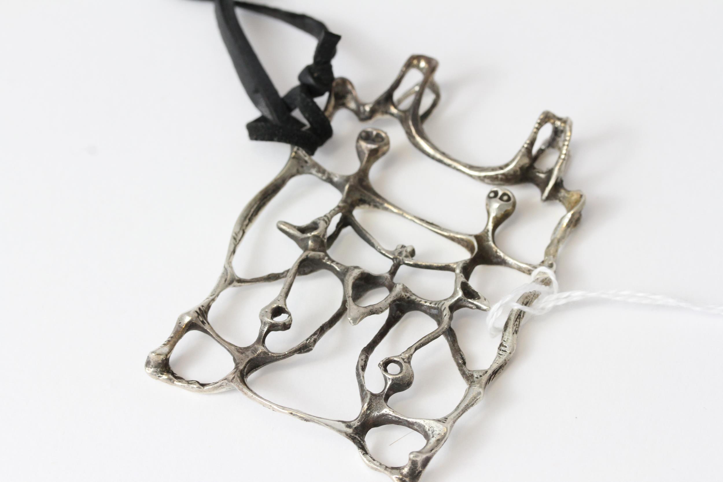 Fine sterling silver brutalist possibly henri Moore inspired pendant. Set in solid sterling silver