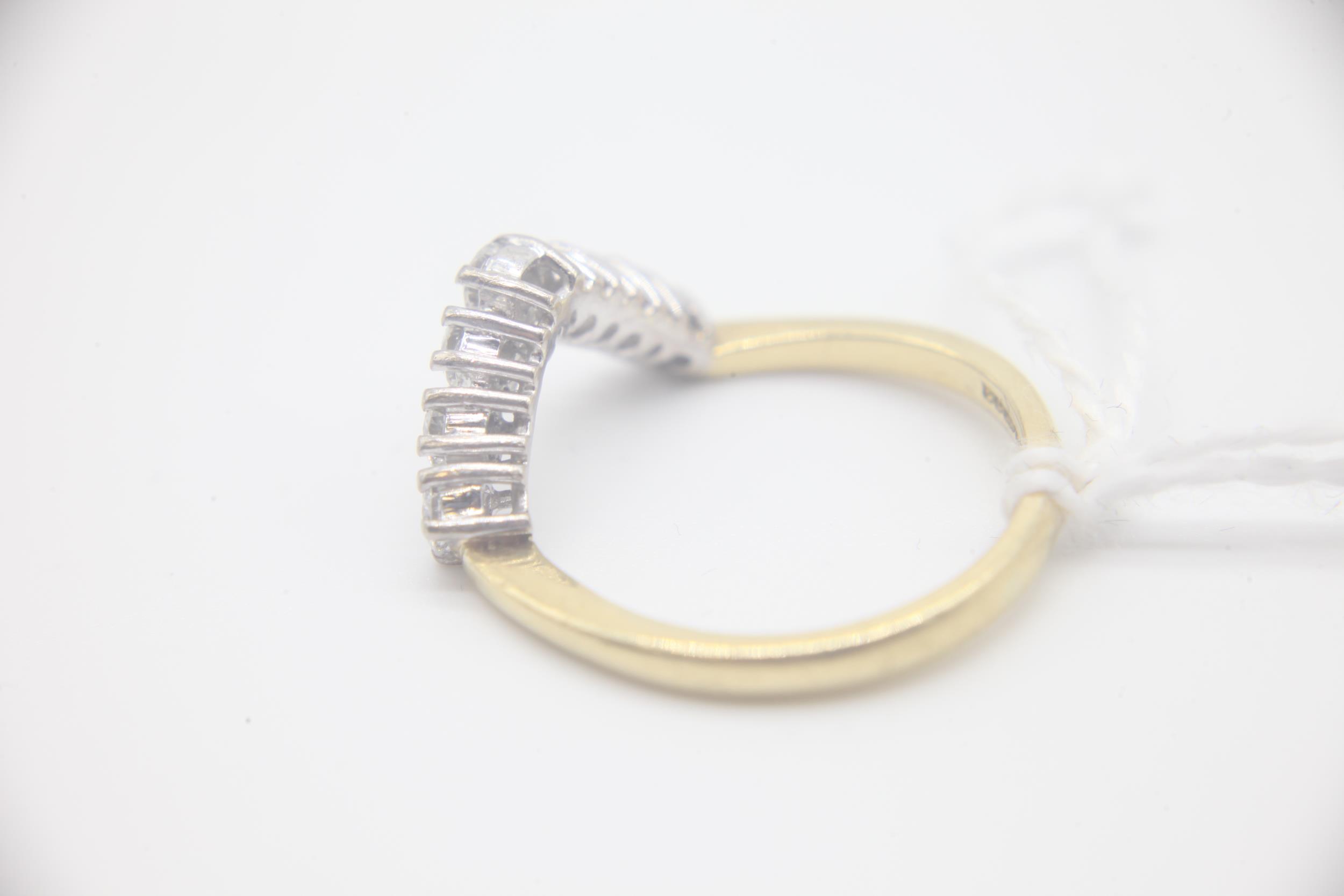 Fine 18ct Gold and Diamond Wishbone Ring Fully hallmarked for 18ct Gold with a London Assay Office - Image 4 of 5