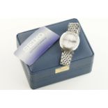 ***TO BE SOLD WITHOUT RESERVE*** SEIKO AUTOMATIC DAY DATE WRISTWATCH W/ BOX & GUARANTEE, circular