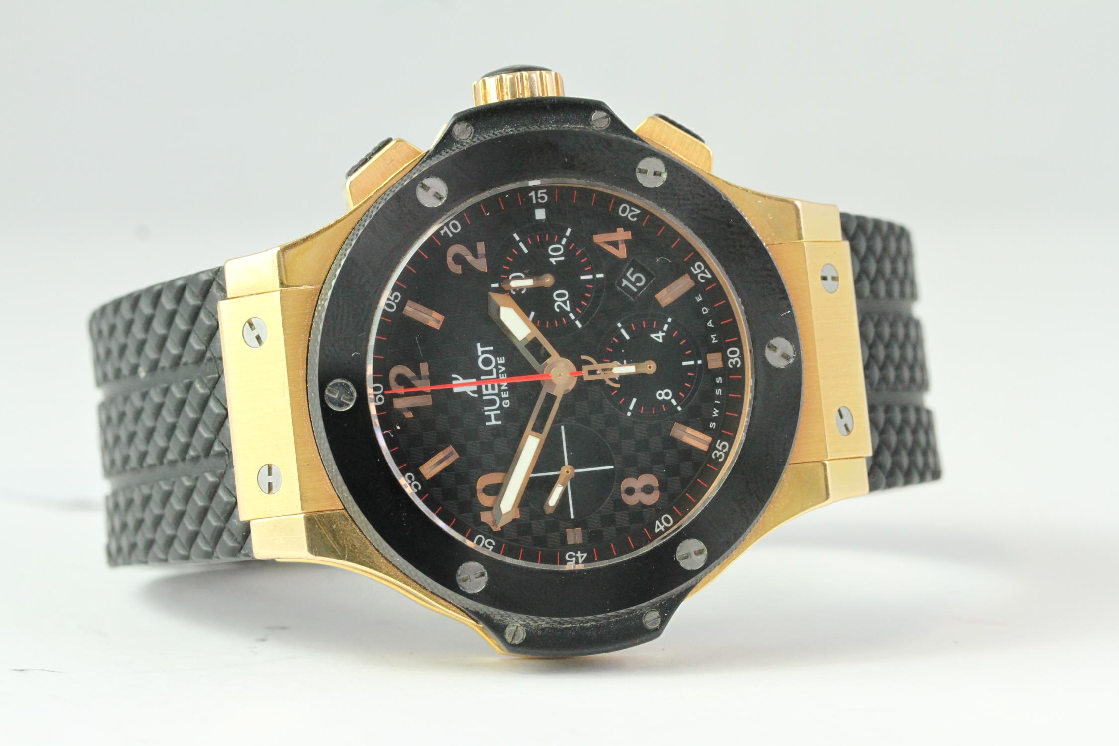 18CT HUBLOT BIG BANG CERAMIC CHRONOGRAPH BOX AND PAPERS - Image 3 of 5