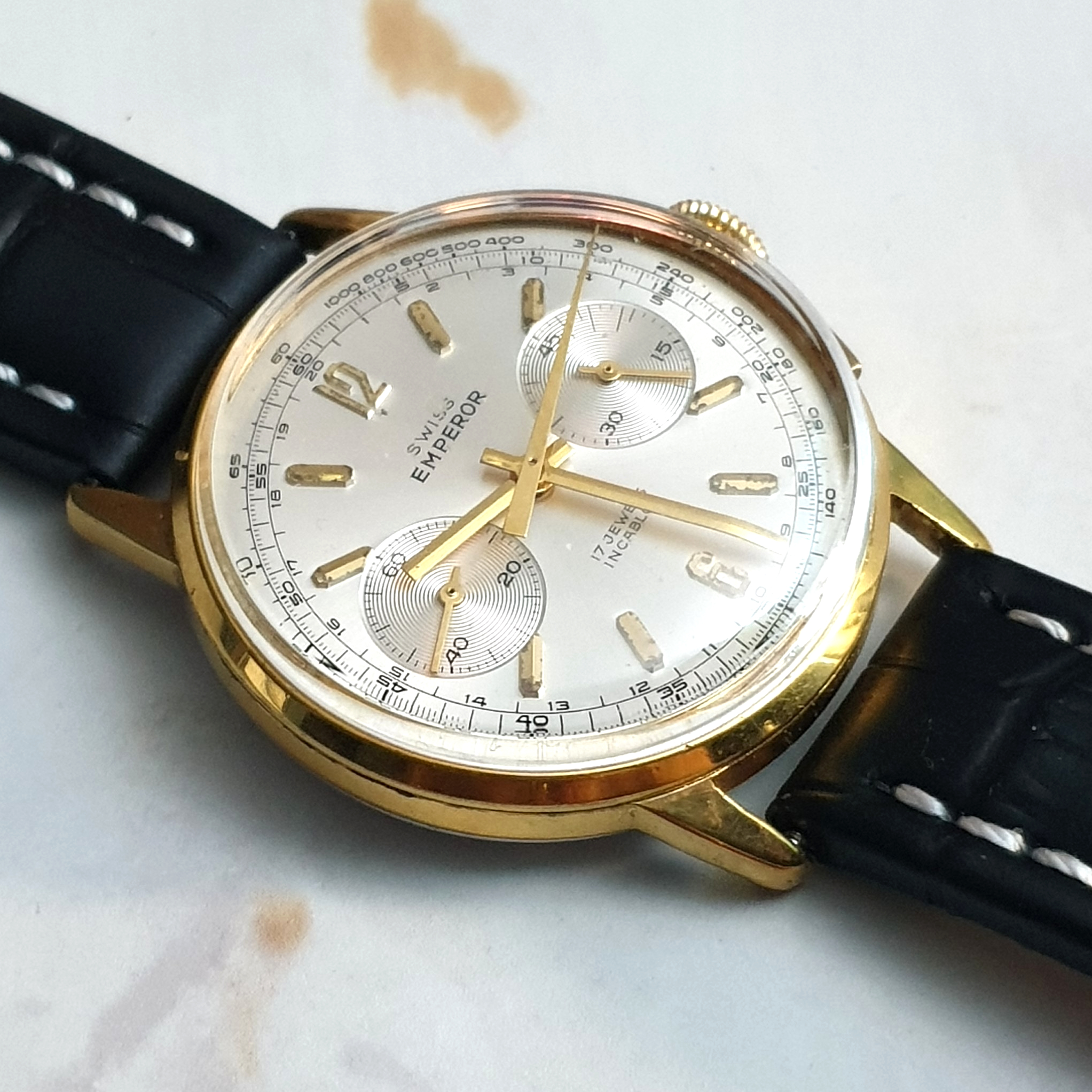 SWISS EMPEROR LARGE CHRONOGRAPH WITH ORIGINAL DIAL IN GOLD PLATED CASE VALJOUX CAL 7733 CIRCA 1960S. - Image 3 of 11