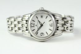 MAURICE LACROIX REF SH1014, white dial, stainless steel, 33mm case, quartz, not currently running
