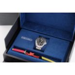 SEIKO SAMURAI AUTOMATIC WRISTWATCH W/ BOX & LETTER KNIFE, circular black waffle dial with large hour