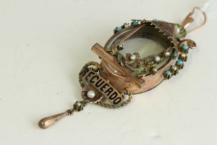 Antique victorian rare memory of mourning locket set in a three coloured metal. Wonderful french