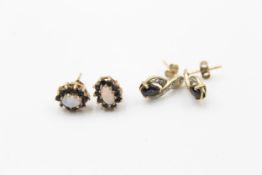 2 x 9ct gold paired sapphire earrings inc. opal & diamond (2.7g)