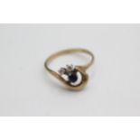 9ct gold vintage sapphire & clear gemstone fancy ring (1.5g)