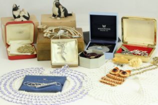 Quanity of sundry items and costume jewellery . Including brooches and a wedgewood necklace.
