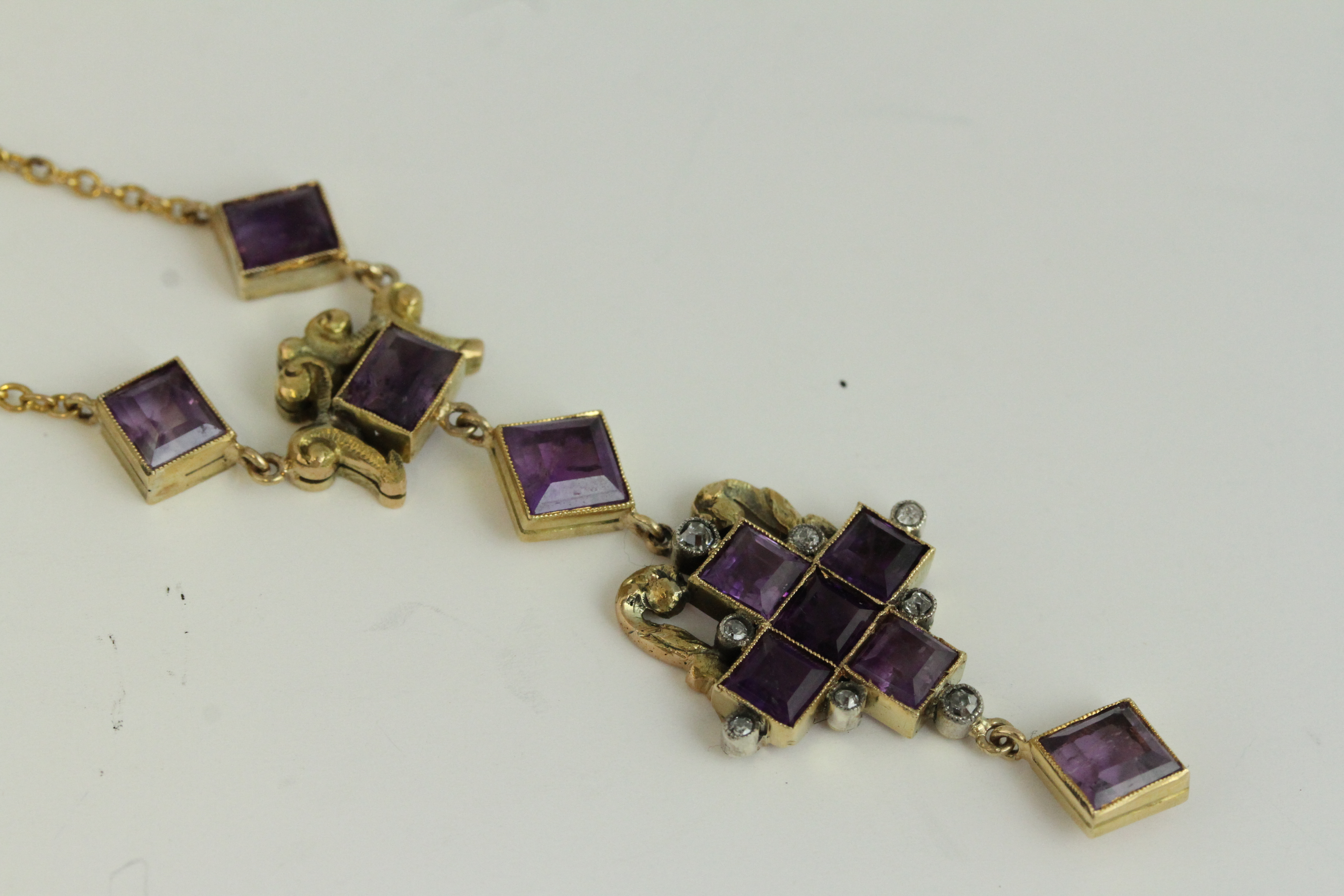 Antique 15ct gold amethyst and diamond heavy necklace. Measures 46cm in length . The pendant - Image 3 of 5