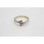 9ct gold & white gold diamond crossover ring (2.2g)