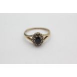 9ct gold sapphire & diamond cluster ring (2.2g)