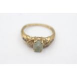 9ct gold diamond & green gemstone ring (3.1g)